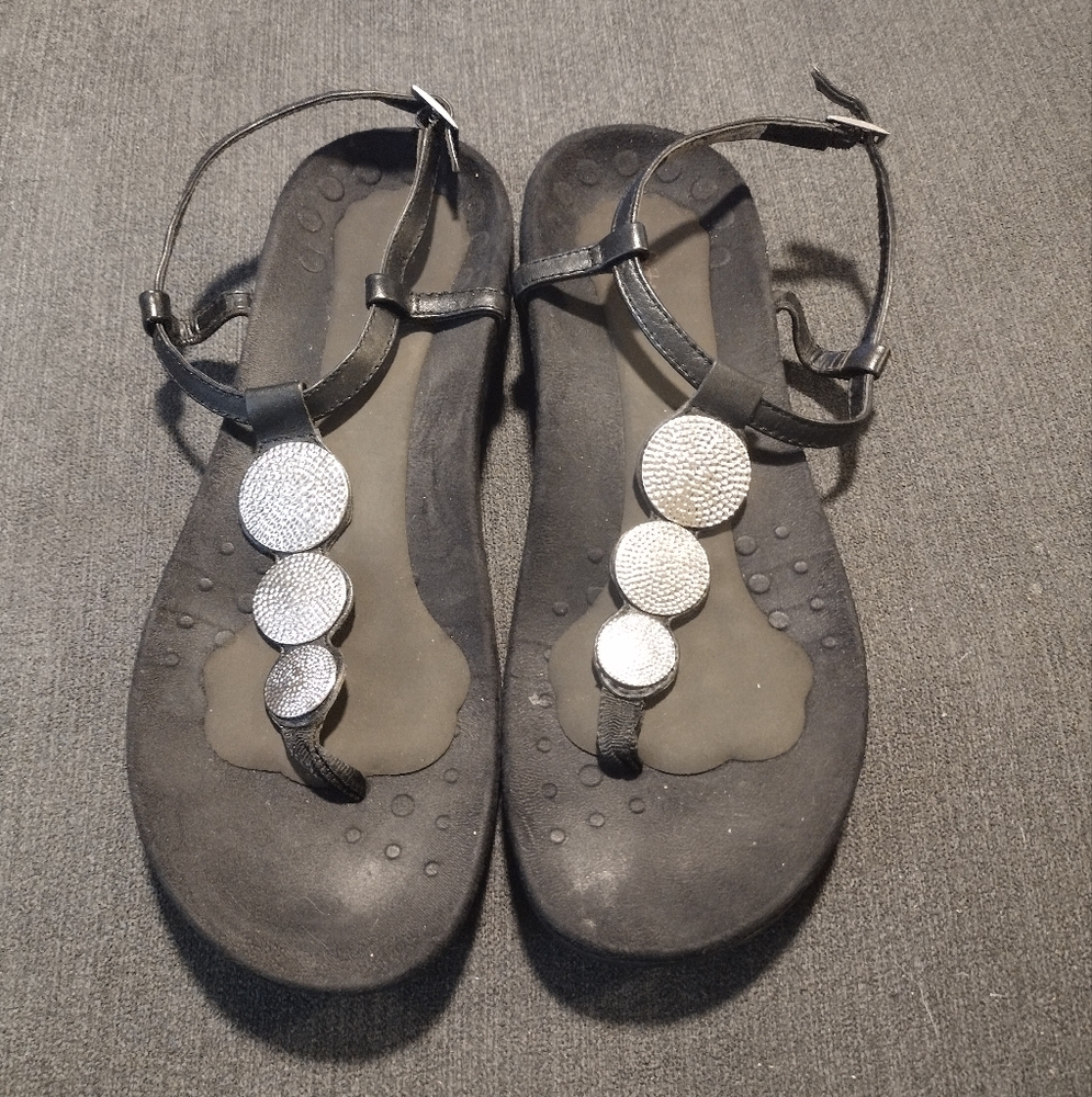 Vionic Lizbeth sandals size 9 - Picture 2 of 9